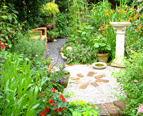 Garden view - 16 July 2007